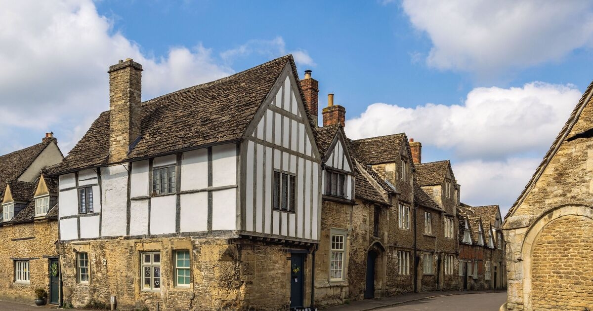 Ich habe ein britisches Dorf besucht, das auch ein berühmter Filmschauplatz ist – es ist wie eine Zeitreise