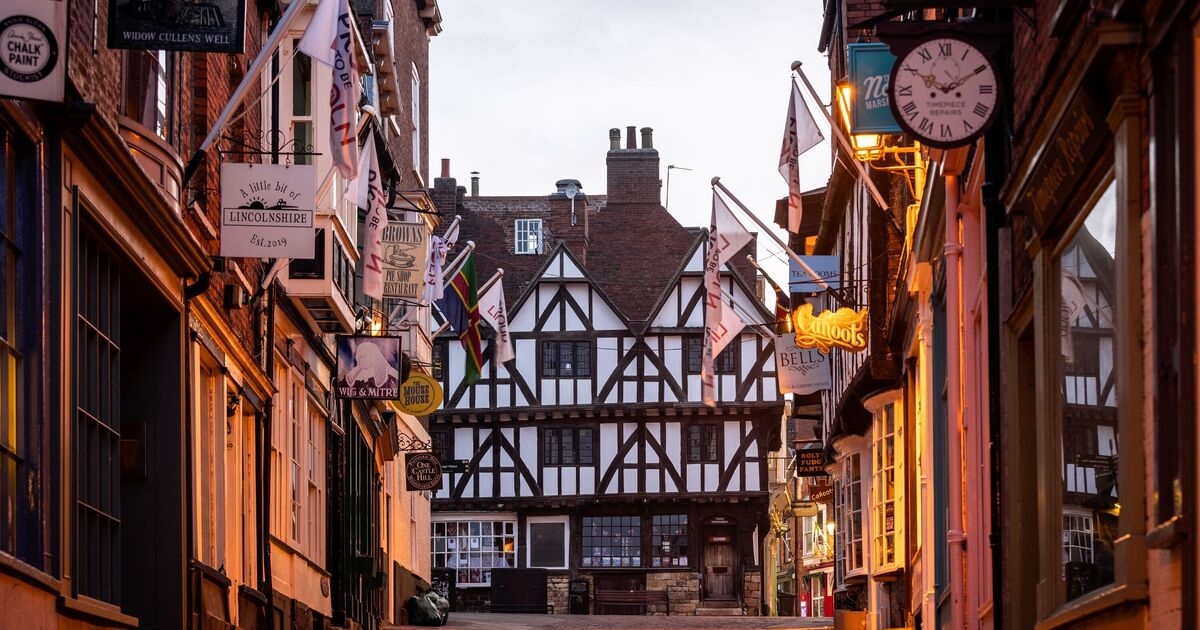 Die kleine historische Stadt mit Englands „schönster“ Straße voller unabhängiger Geschäfte