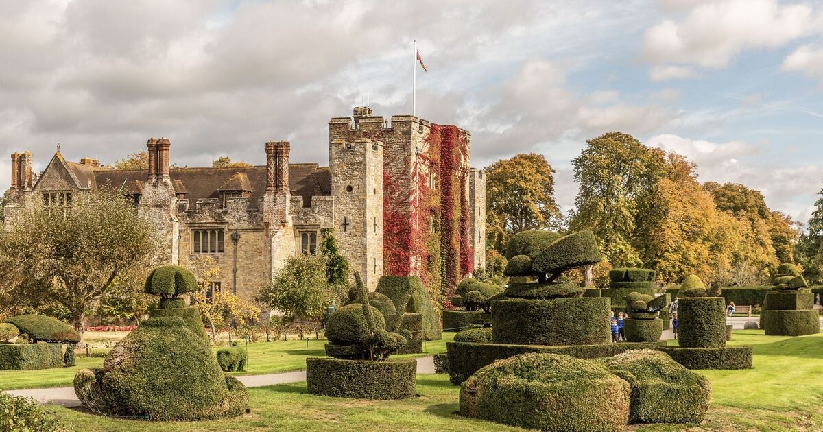 „Schönstes“ englisches Schloss mit wunderschönen Gärten „sieht im Herbst traumhaft aus“