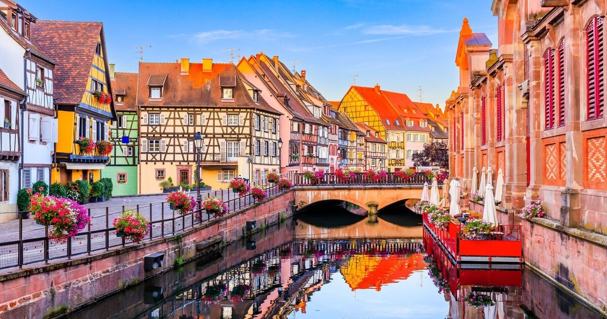 The world's prettiest town nicknamed 'Little Venice' with beautiful cobbled streets