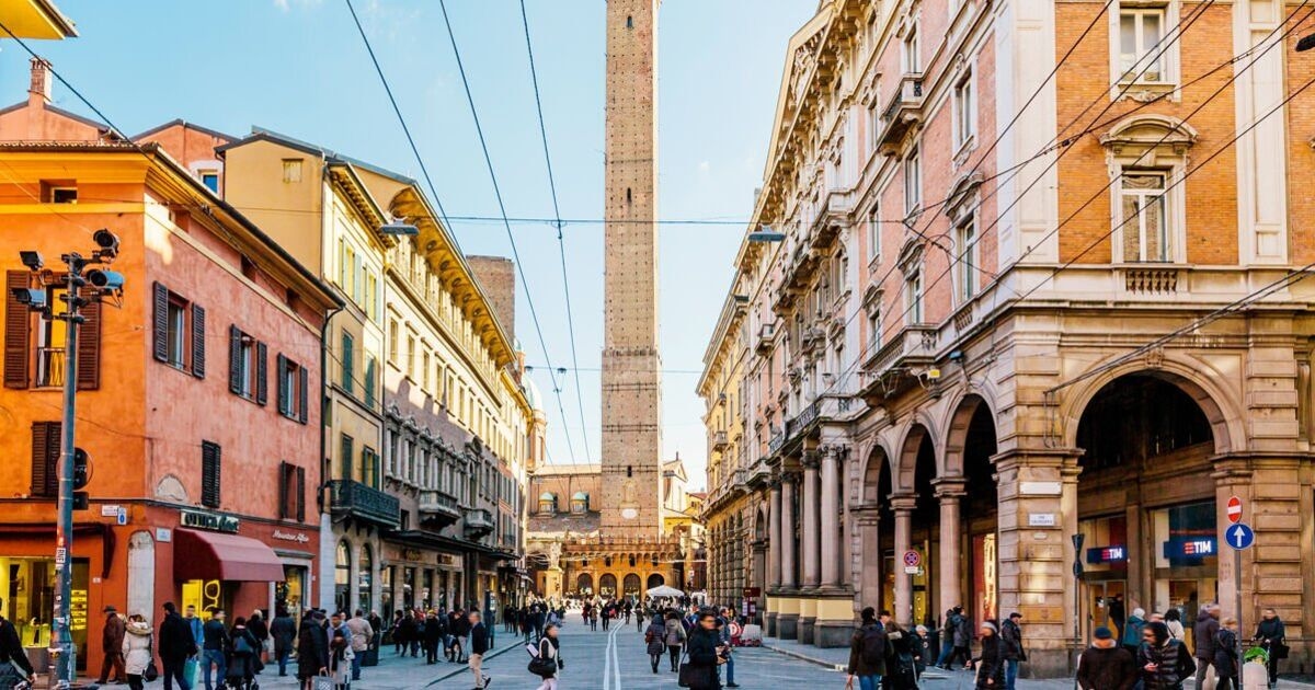 Visité una bonita ciudad italiana famosa por un plato que en realidad no existe. Me encantó.