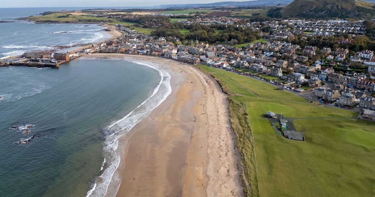 La pequeña y bonita ciudad costera del Reino Unido apodada "Biarritz del Norte"