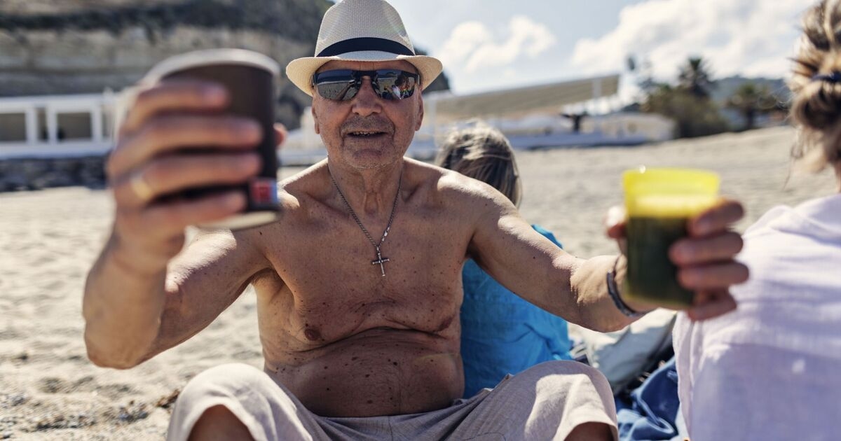 Brits heading to Spain issued warning to avoid £2,500 fine