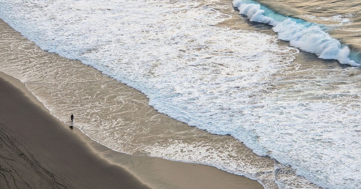 Tenerife'deki popüler plaj 'güvenlik endişeleri' nedeniyle yaz boyunca kapalı