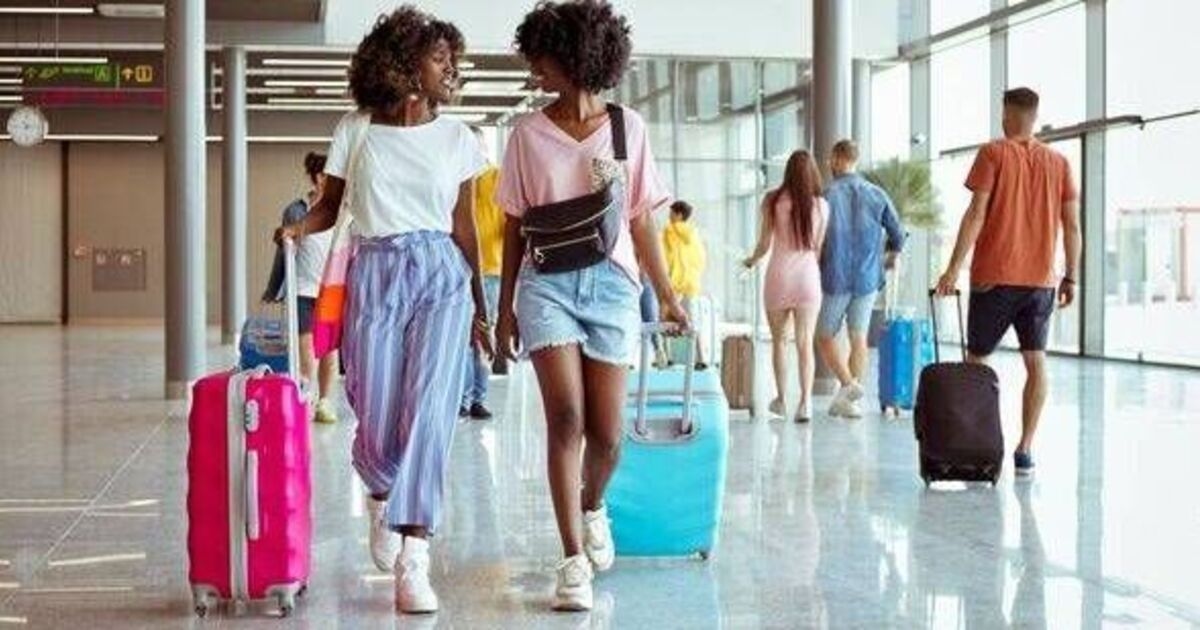 Flight attendant names one item of clothing you should 'never wear' on a plane