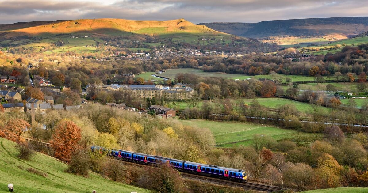 Top ten scenic hikes in the UK that cost less than £10 to get to by train