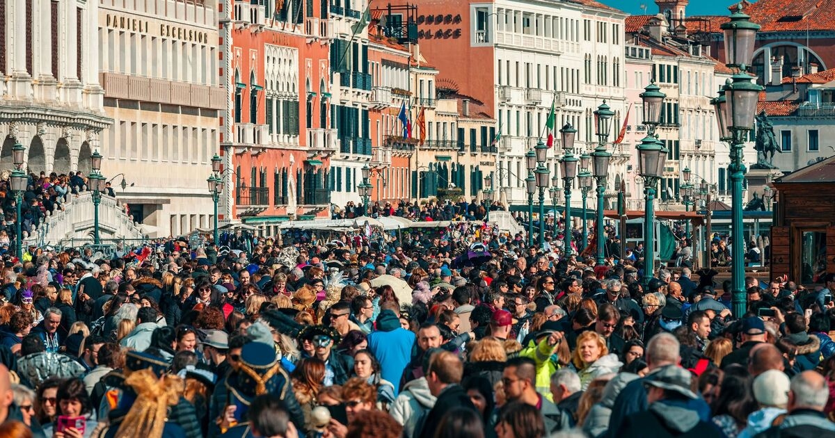 Spanien, Griechenland und Italien erheben ab 2025 neue Gebühren für Touristen.