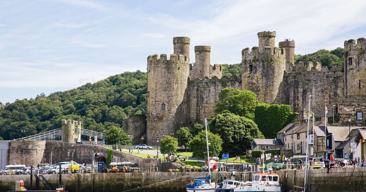 Великолепное путешествие по Великобритании на машине с огромными замками, красивыми приморскими городами и уютными пабами