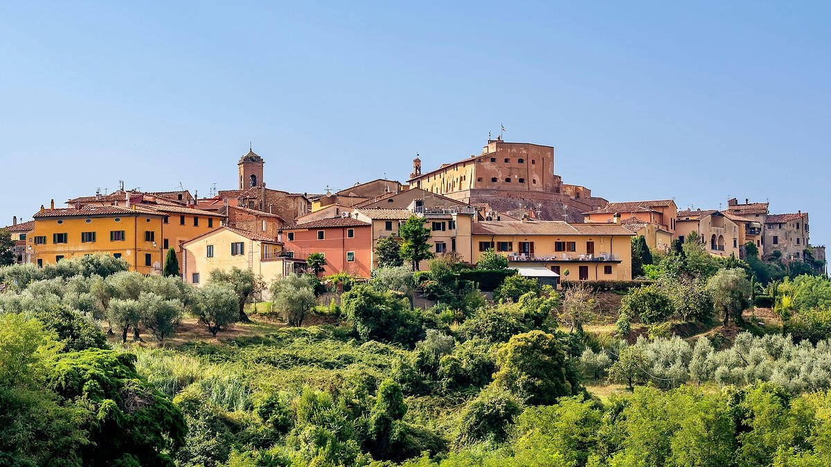 Itália secreta: deixe as cidades da Toscana de lado e visite esta vila encantadora, perfeita para massas, pizzas e observação de pessoas