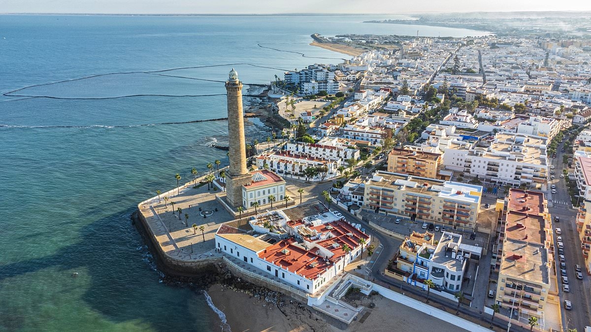 A cidade mais feliz da Espanha é revelada como um belo ponto turístico à beira-mar