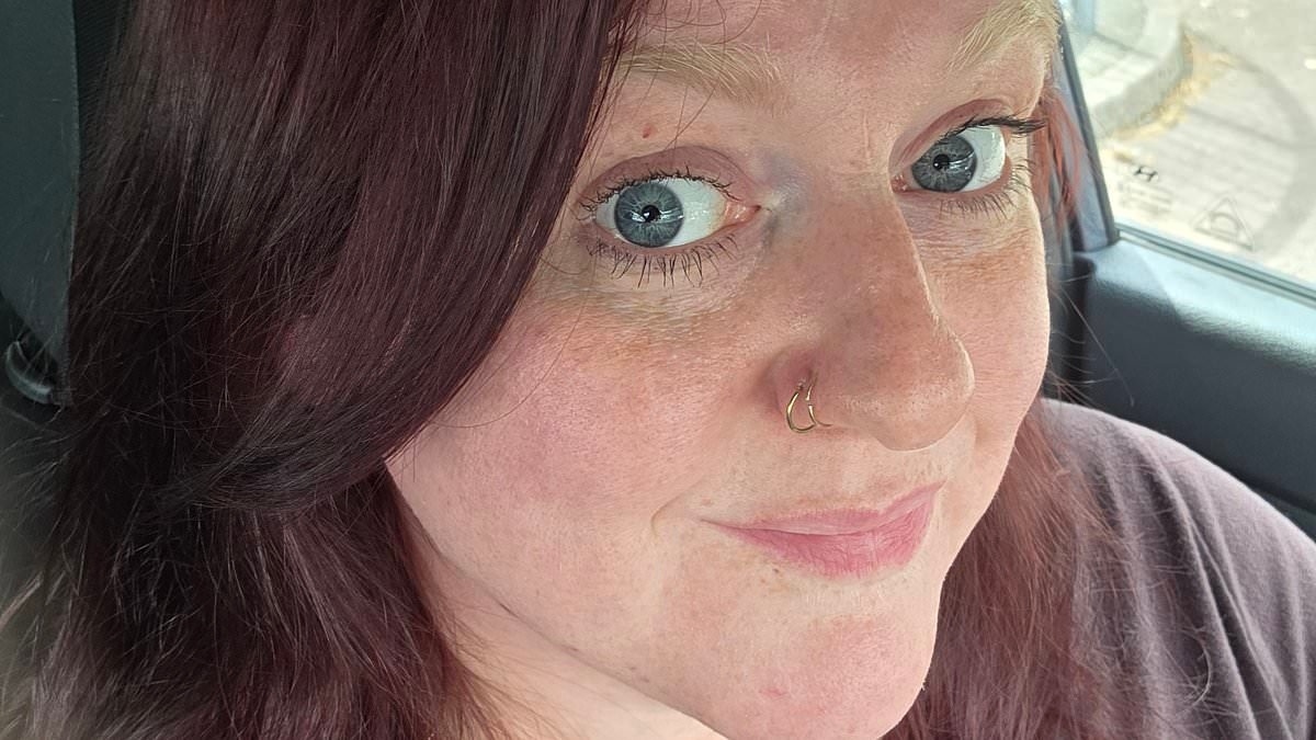 Holidaymaker forces easyJet to refund baggage fine she was 'bullied' into paying - here's the simple technique she used