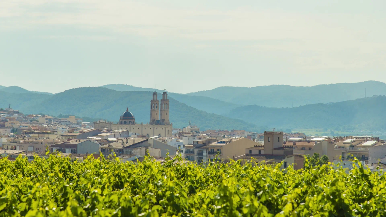 The Catalan village where Aitana Bonmatí was born: a rich heritage between the sea and the mountains