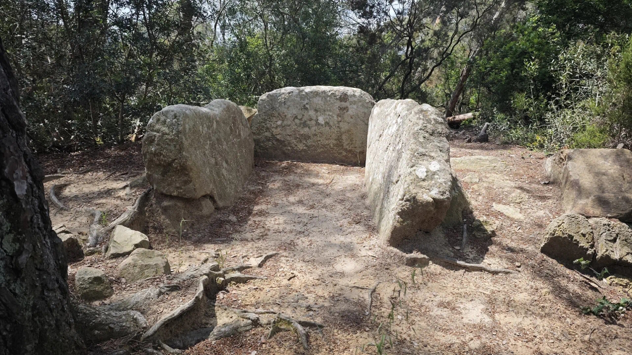 A rota de caminhada na Catalunha entre paisagens pré-históricas é perfeita para uma escapada de fim de semana.