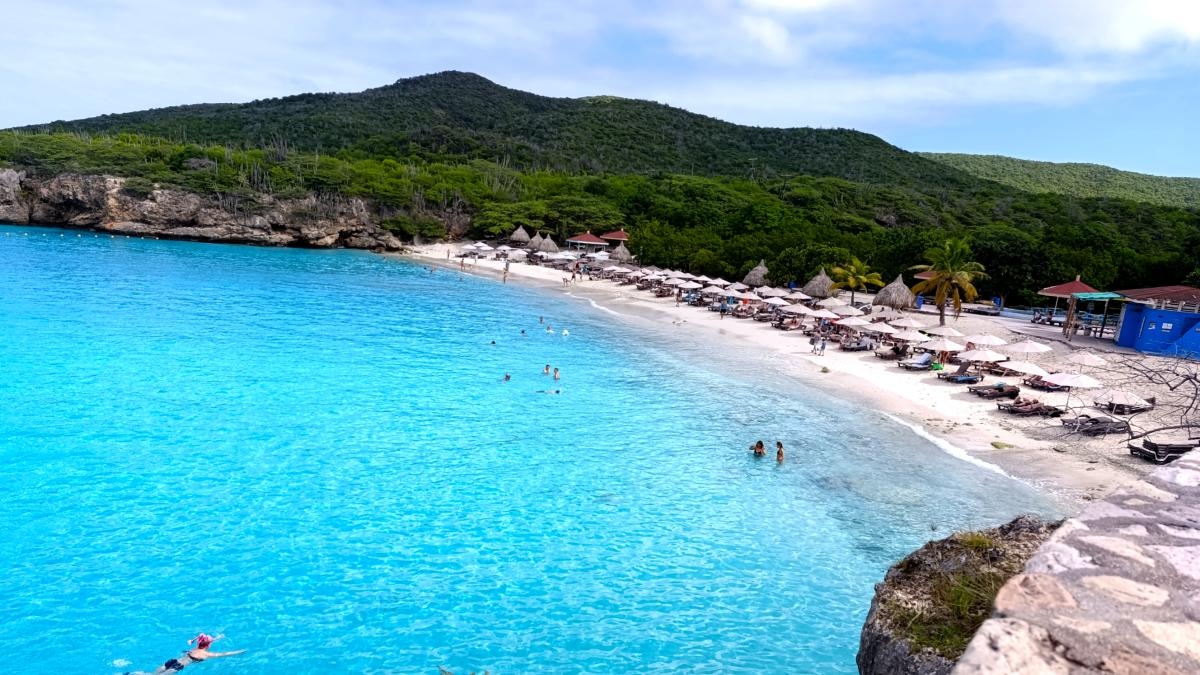 Wingo przedłuża trasę Medellín-Curaçao do grudnia.