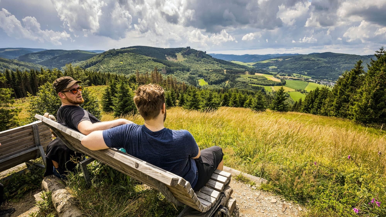 Ruhrpott, Eifel, Sauerland: as mais belas trilhas para caminhadas da Renânia do Norte-Vestfália – nosso top 10