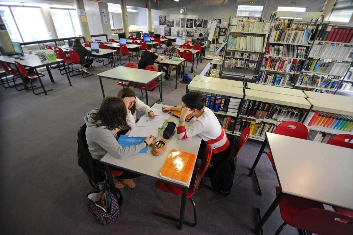 Charente-Maritime: ein öffentlicher runder Tisch im Lycée de la Mer in Bourcefranc zum Klimawandel