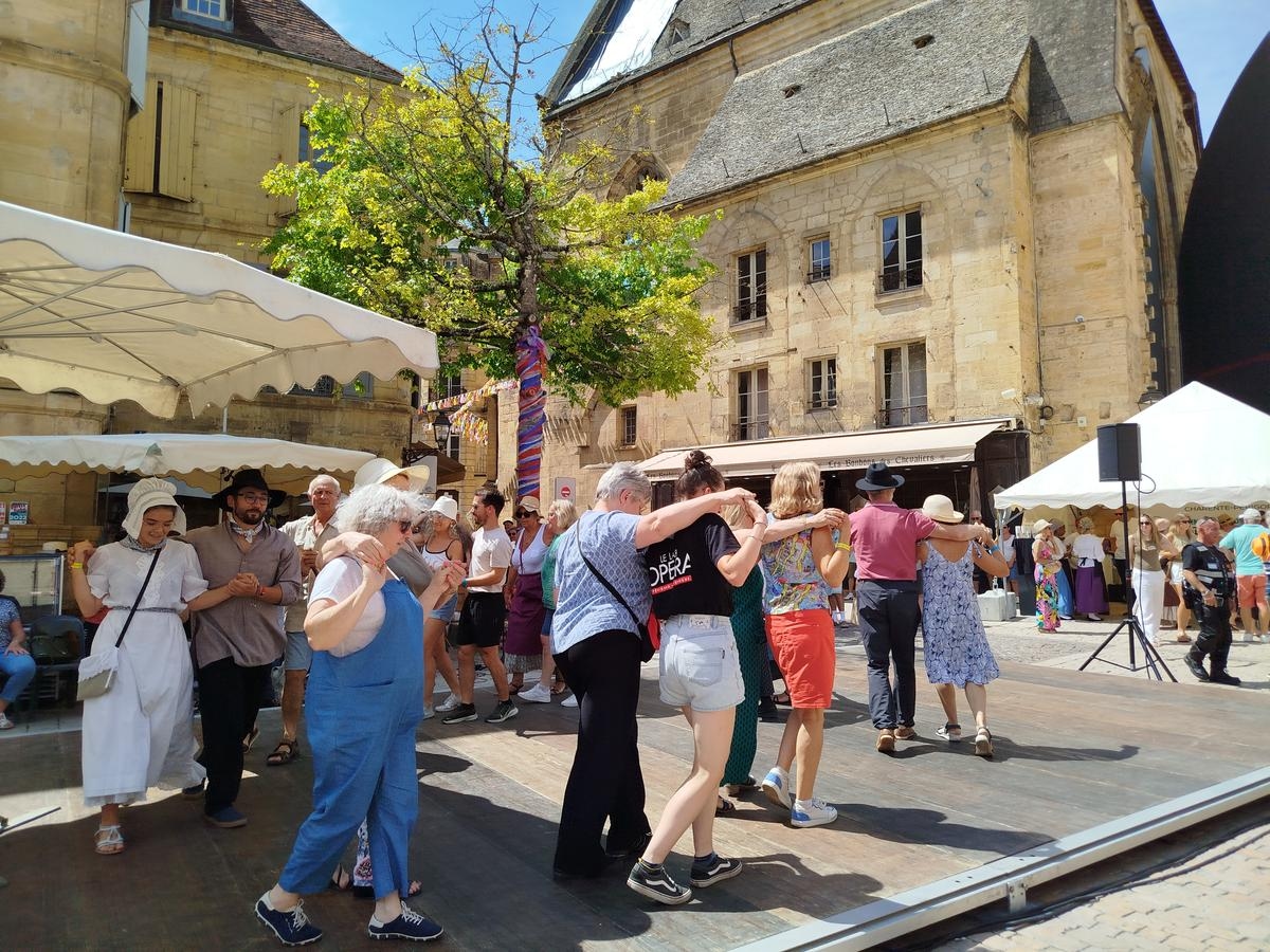 Félibrée em Sarlat: o grande festival occitano está a todo vapor