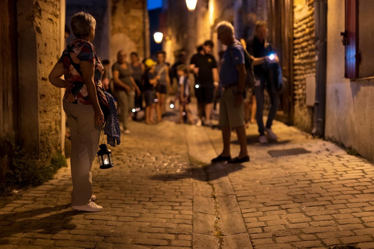 Marmande by lantern: a journey through time