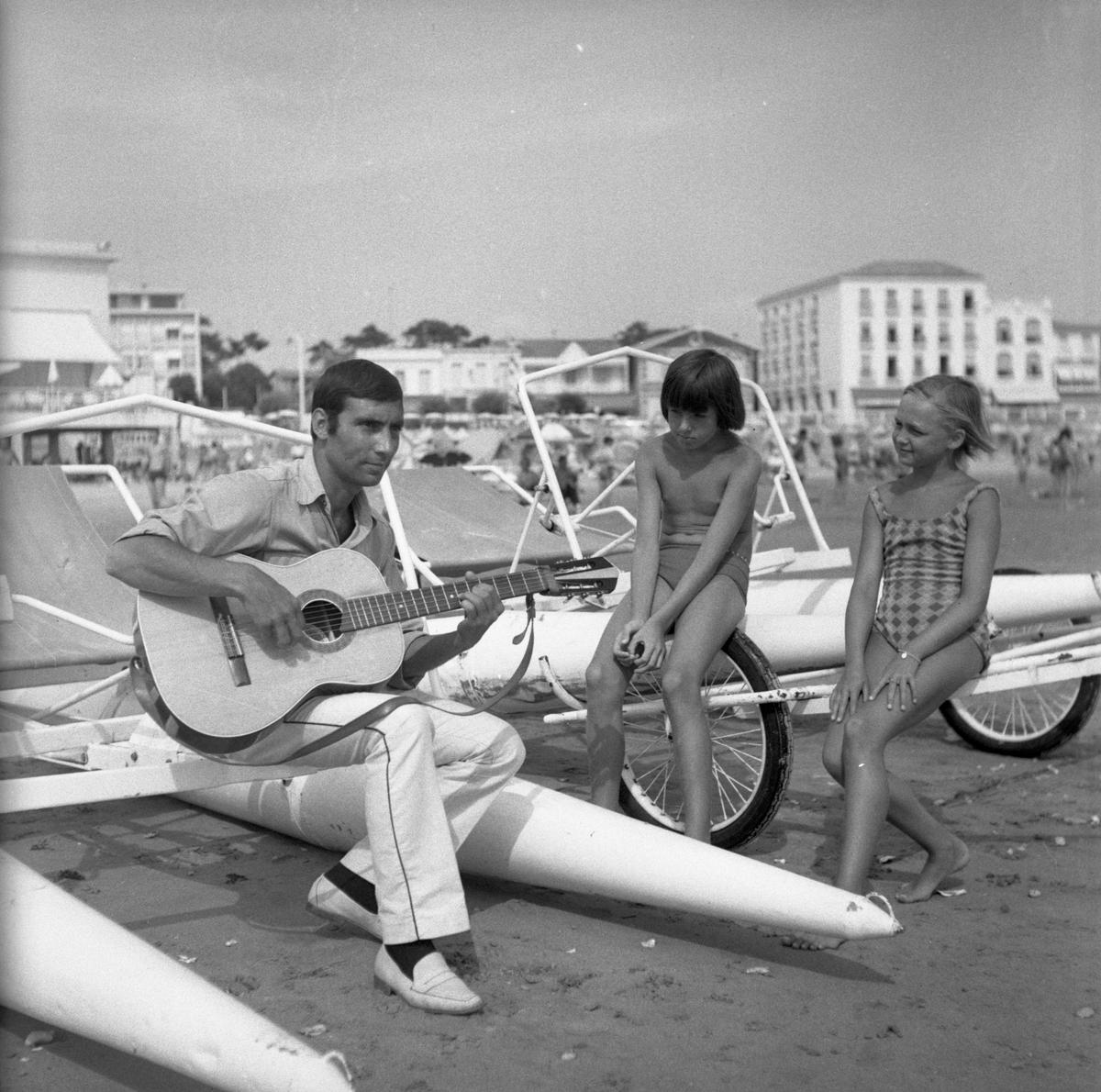 «Sud Ouest» retrocede en el tiempo hasta los yéyés con el museo de Royan y Jean-Pierre Boudon