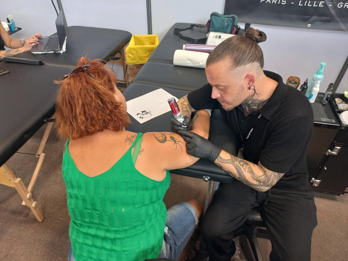 “It wasn’t planned and then, on a whim”: meetings in the aisles of the Fest’ink Tatoo in Saintes