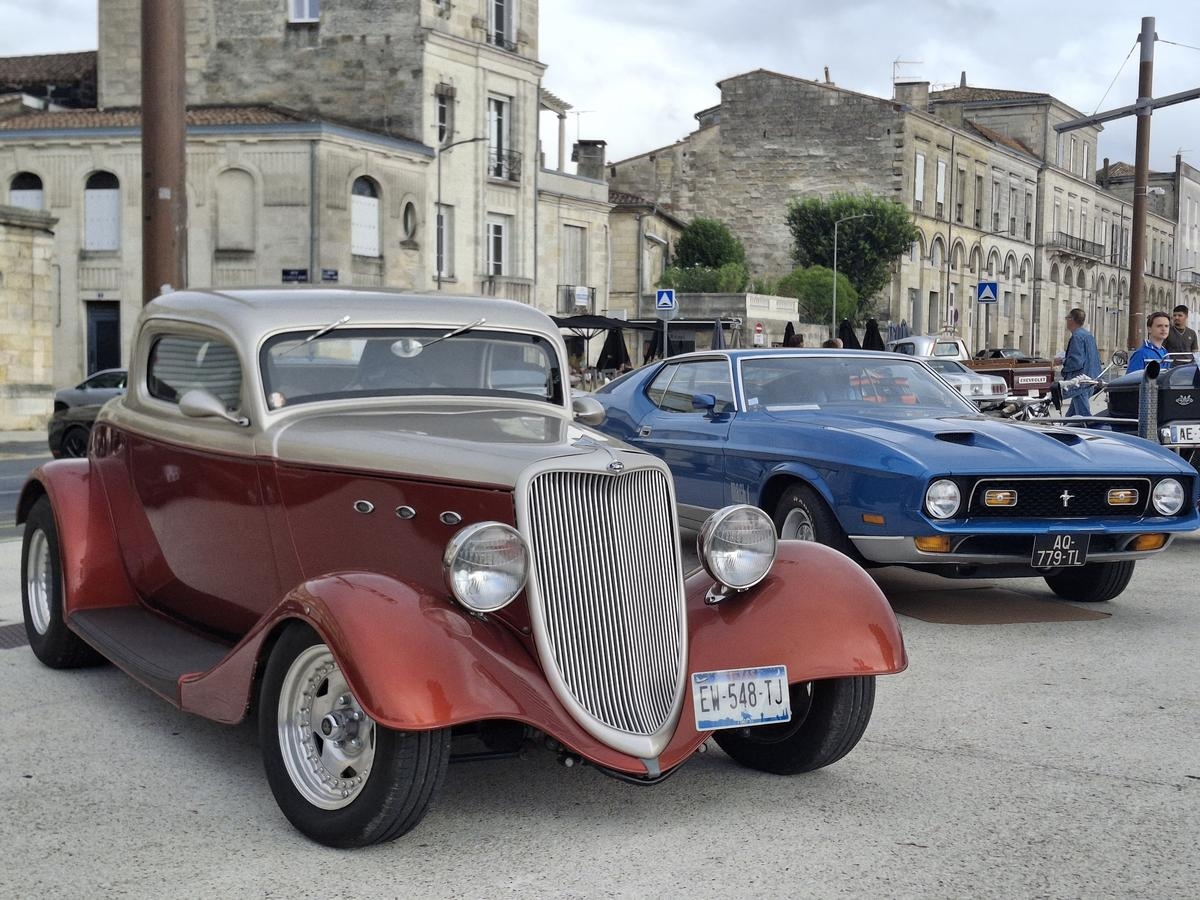 En imágenes. En Libourne, una gran concentración de vehículos clásicos en los muelles hasta el 31 de agosto.