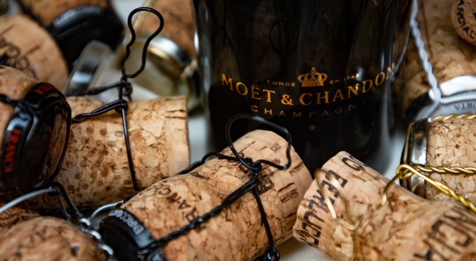 Luxury empire in serious trouble. Cuts jobs and announces a series of changes