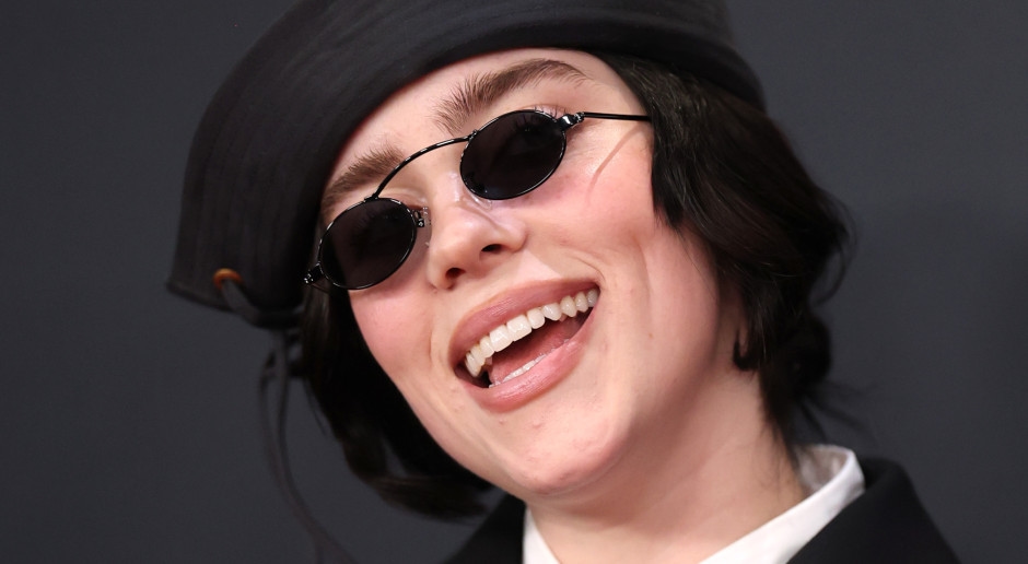 ¿Qué conecta a Billie Eilish y Robert Makłowicz? Si tomas un tranvía en Cracovia, lo descubrirás.
