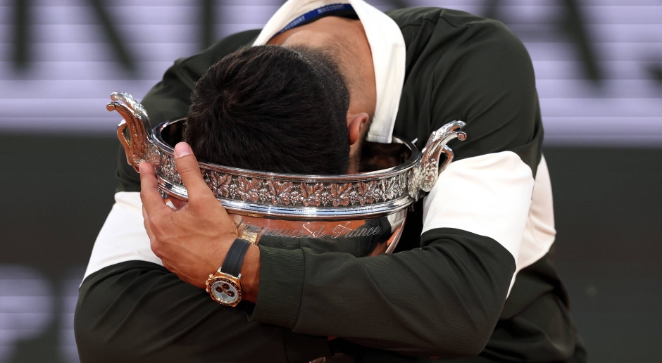 Roland Garros 2025: Carlos Alcaraz novamente com a Copa dos Mosqueteiros!