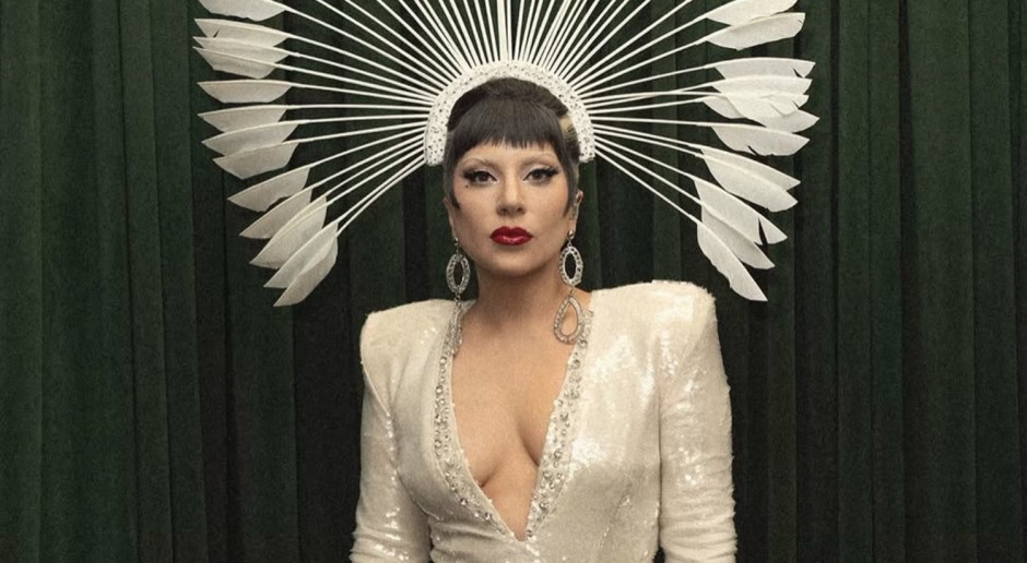 Lady Gaga's personal letter to David Bowie has been revealed. The singer's words may be moving.