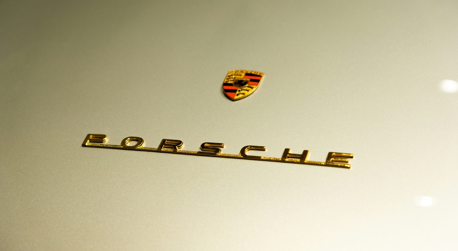 Porsche ultra-rare retrouvée par la police. L'enquête a duré des mois.