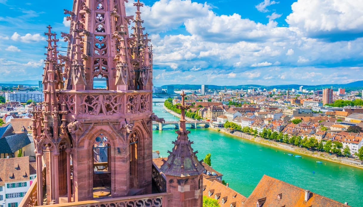 Eurovision 2025: Alles bereit für Basel, die Schweizer Stadt, die sich in die Popbühne des Jahres verwandelt