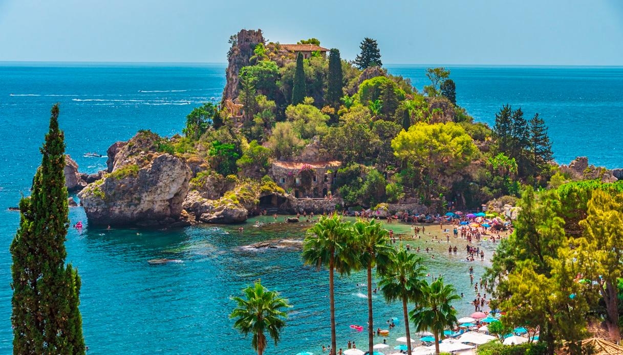 Isola Bella de Taormina, la perla siciliana que se transforma con las mareas