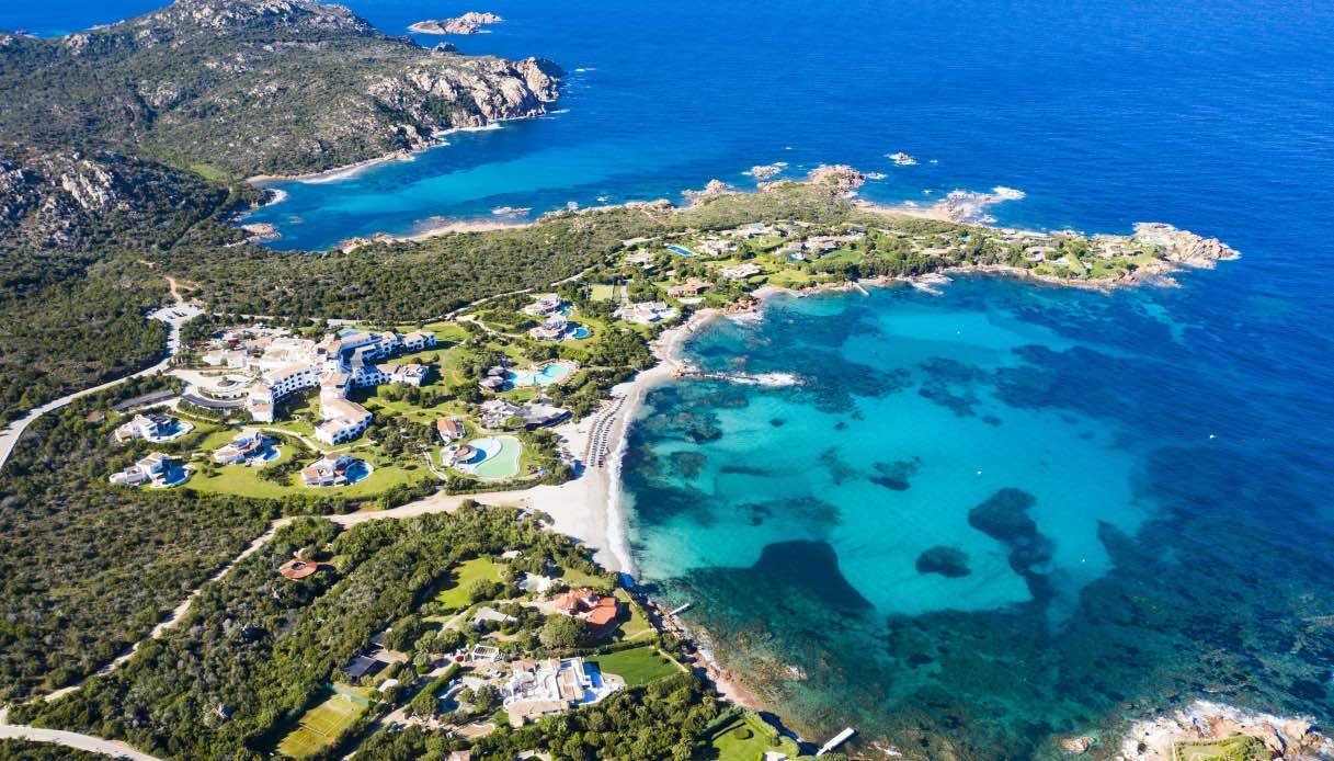 What to see on the Costa Smeralda, a journey to the most exclusive paradise in Sardinia