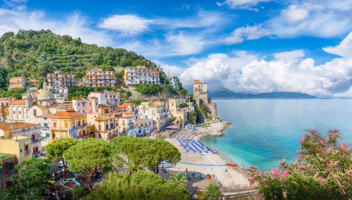 Amalfi Sahili'nin en romantik plajları, küçük cennetler