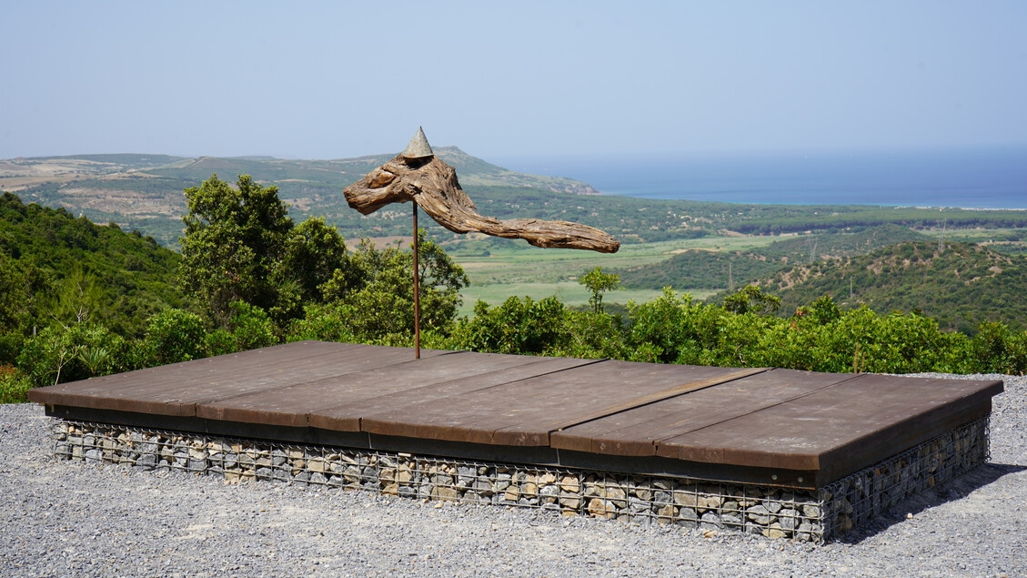 There is a place in Sardinia where horses fly, and other stories