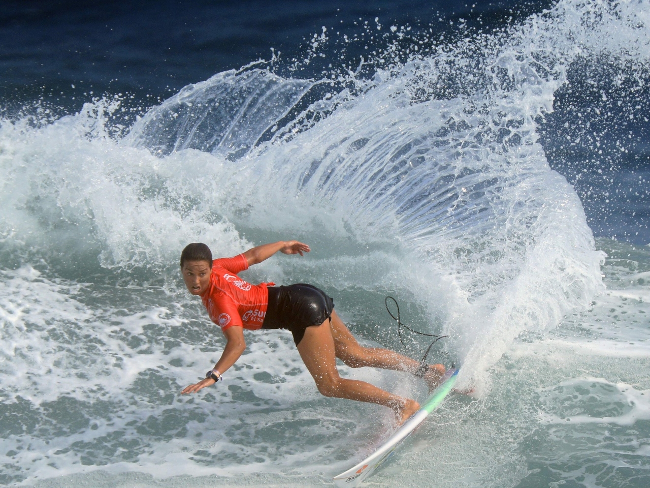 O valor das ondas: o destino que abraçou o surf e tem um número crescente de turistas