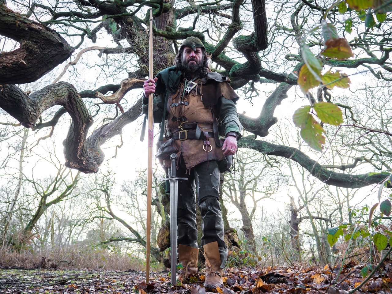Eine Begegnung mit einem zeitgenössischen Robin Hood, der Touren in Nottingham und Sherwood Forest organisiert