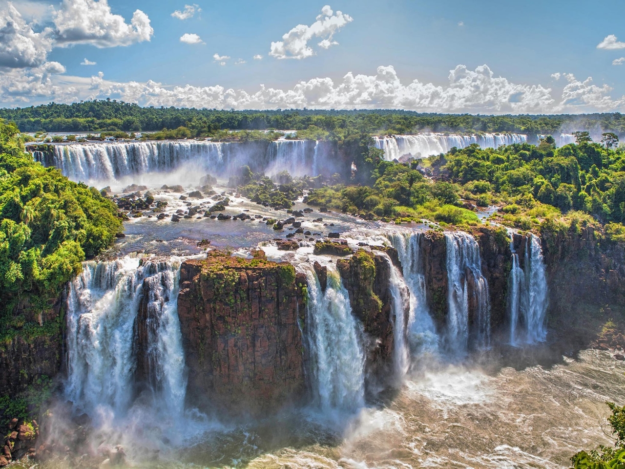 Argentina apunta a once mercados de América y Europa para impulsar el turismo extranjero