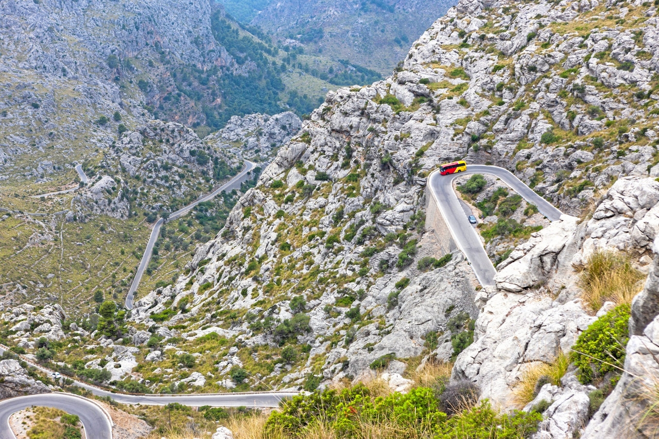Spain | On a public bus in Mallorca – and with pleasure.