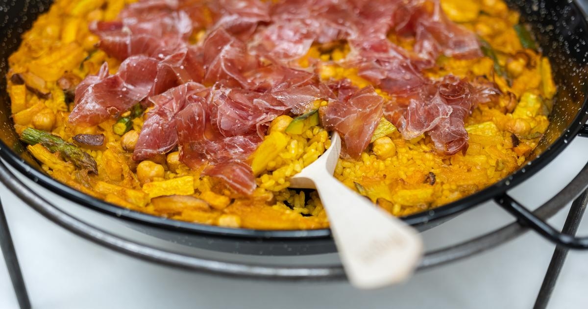 Die 3 besten Orte in Paris, um authentische Paella zu essen