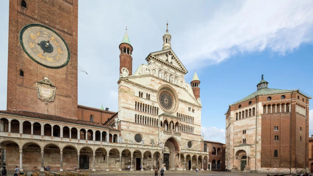 Die Musikstadt Italiens, bekannt als Hauptstadt der Geigen