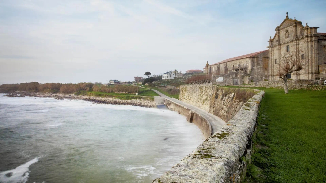 The imposing monastery of Pontevedra with beautiful views of the Atlantic