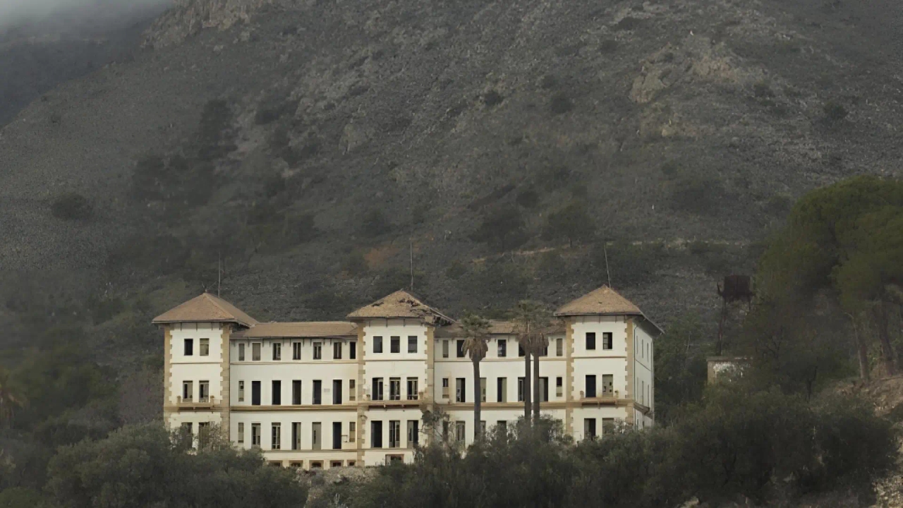 O spa abandonado em Alicante que esconde todo tipo de lendas