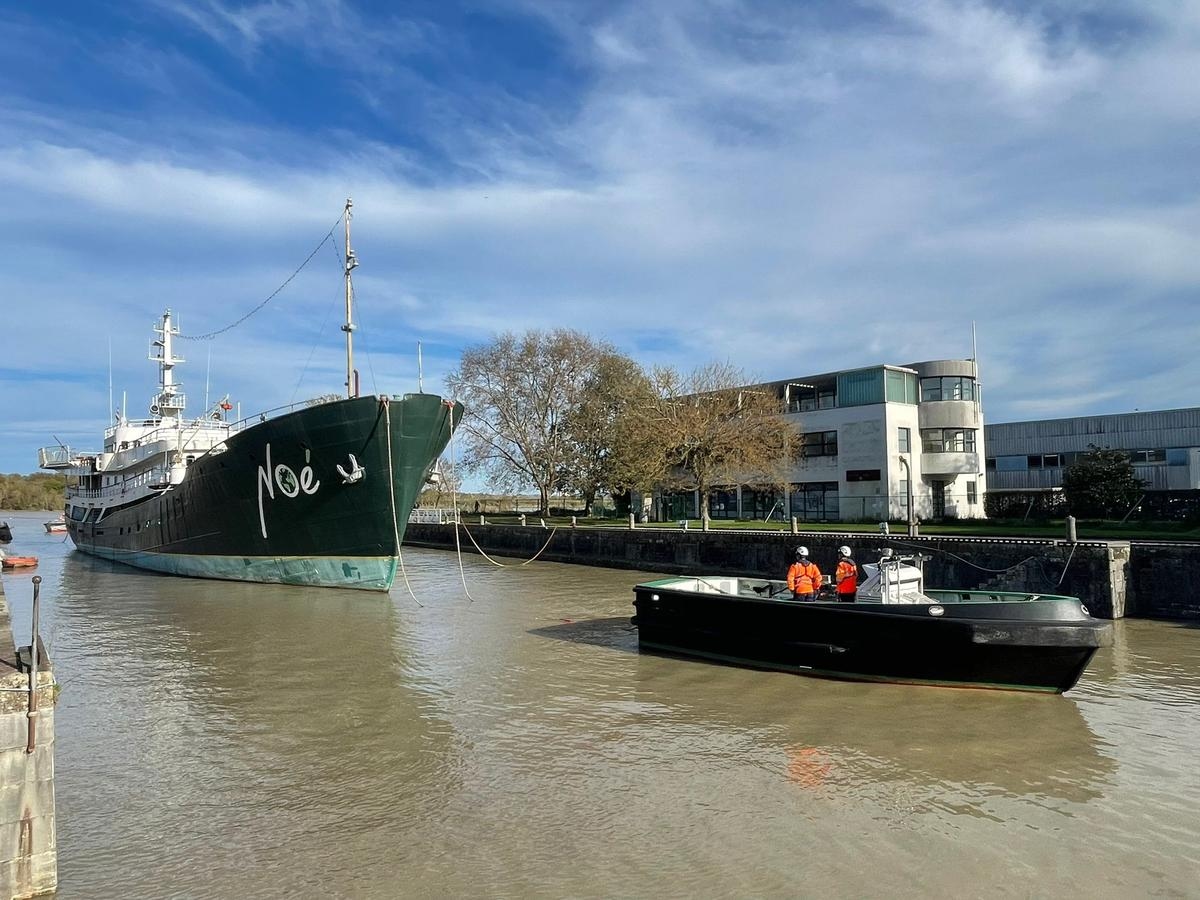 Vídeo. Rochefort: "Noé" deixou o arsenal e foi substituído por "L'Hermione".